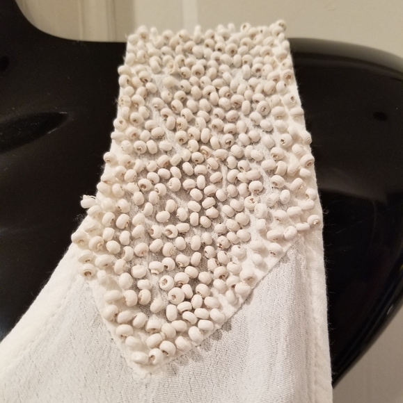 Astr White Blouse with beaded shoulders and open sides - Picture 3 of 10